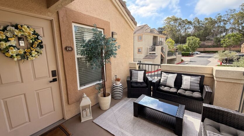 3432 Hathaway Ave Unit 231  - Long Beach - California - 2 bed, 2 bath rental property