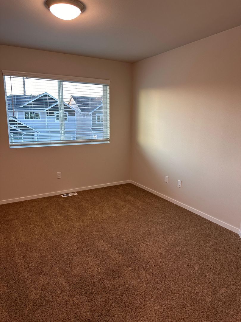 3466 183rd Street Ct E - Parkland - Washington - 4 bed, 2.5 bath rental property