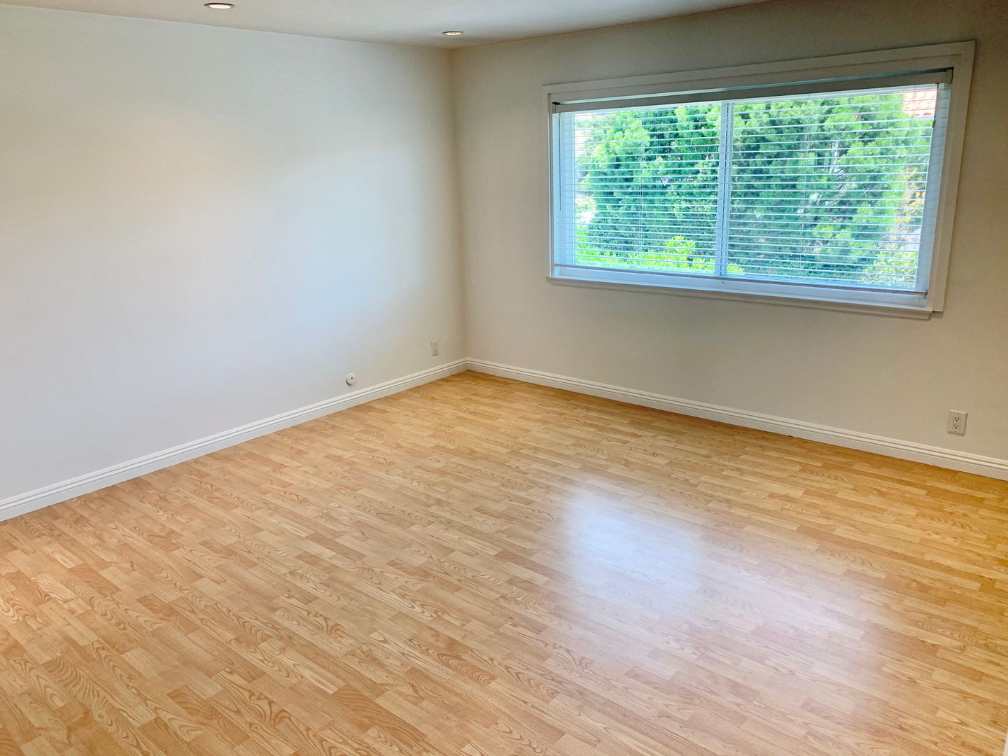 3491 Eboe St. - Irvine - California - 5 bed, 2.5 bath rental property