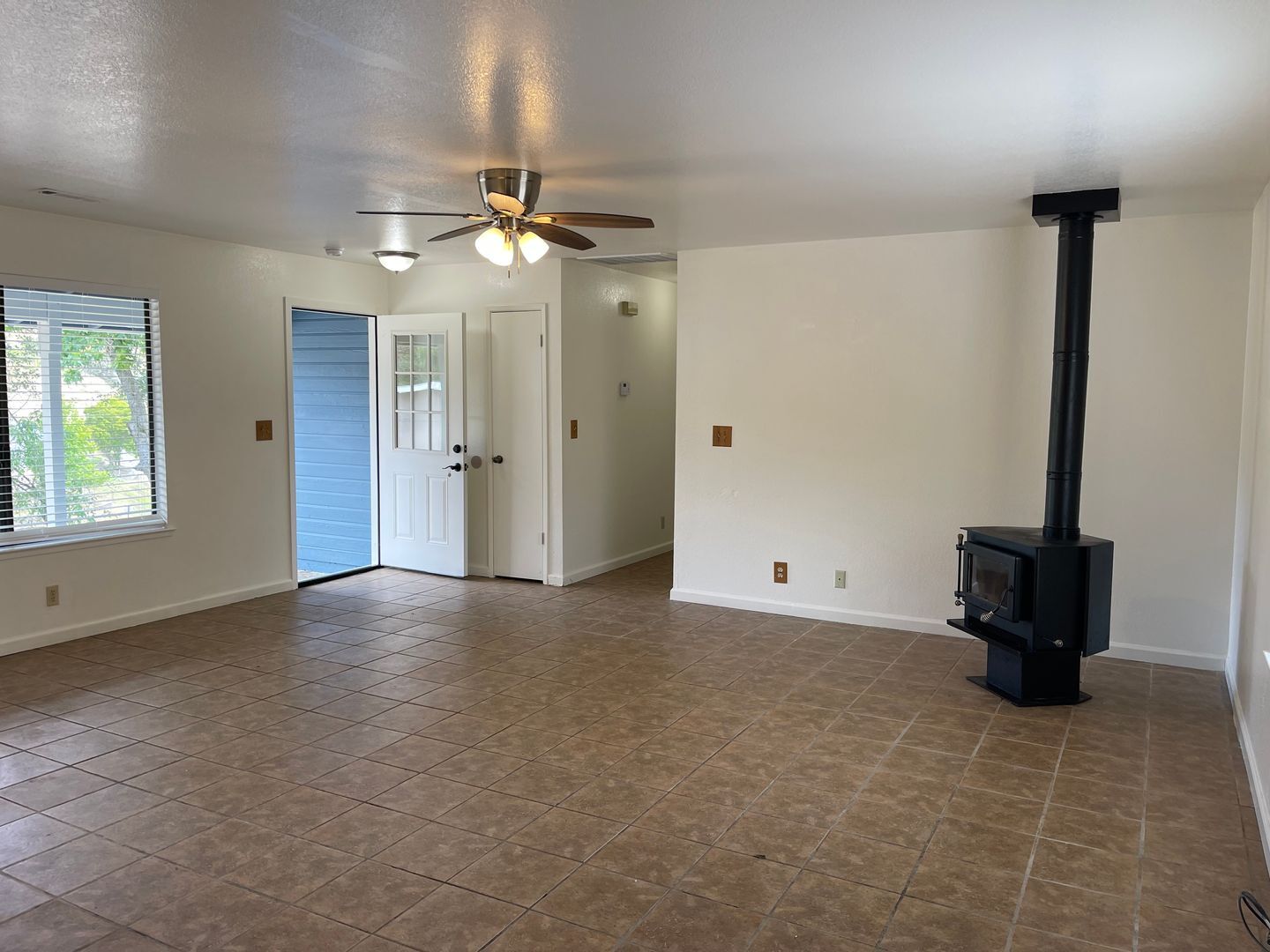3664 Laurent Lane - Valley Springs - California - 3 bed, 2 bath rental property