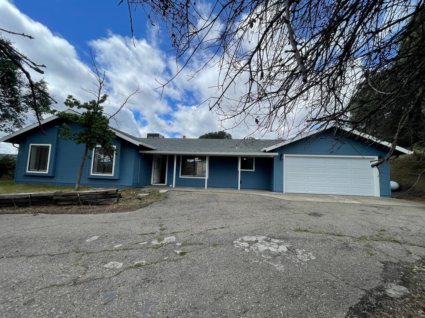 3664 Laurent Lane - Valley Springs - California - 3 bed, 2 bath rental property