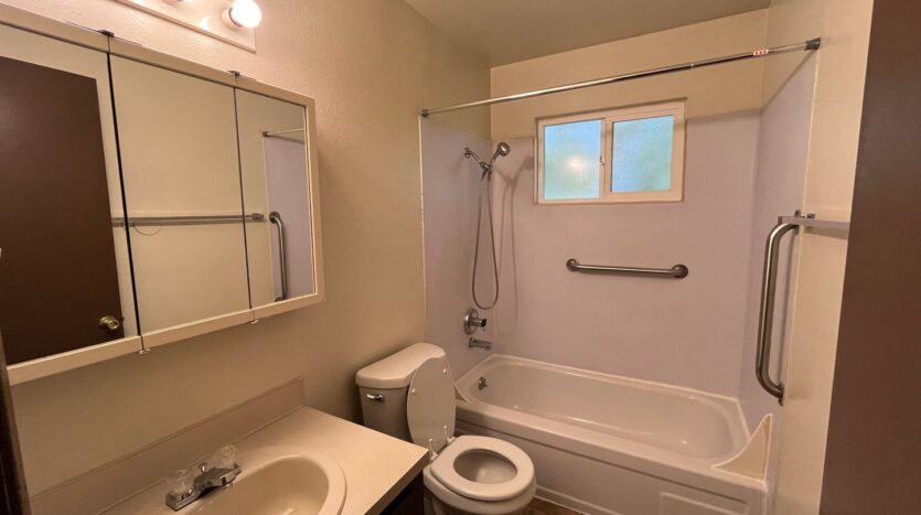 37950 HWY 26 - #16 - Sandy - Oregon - 2 bed, 1 bath rental property