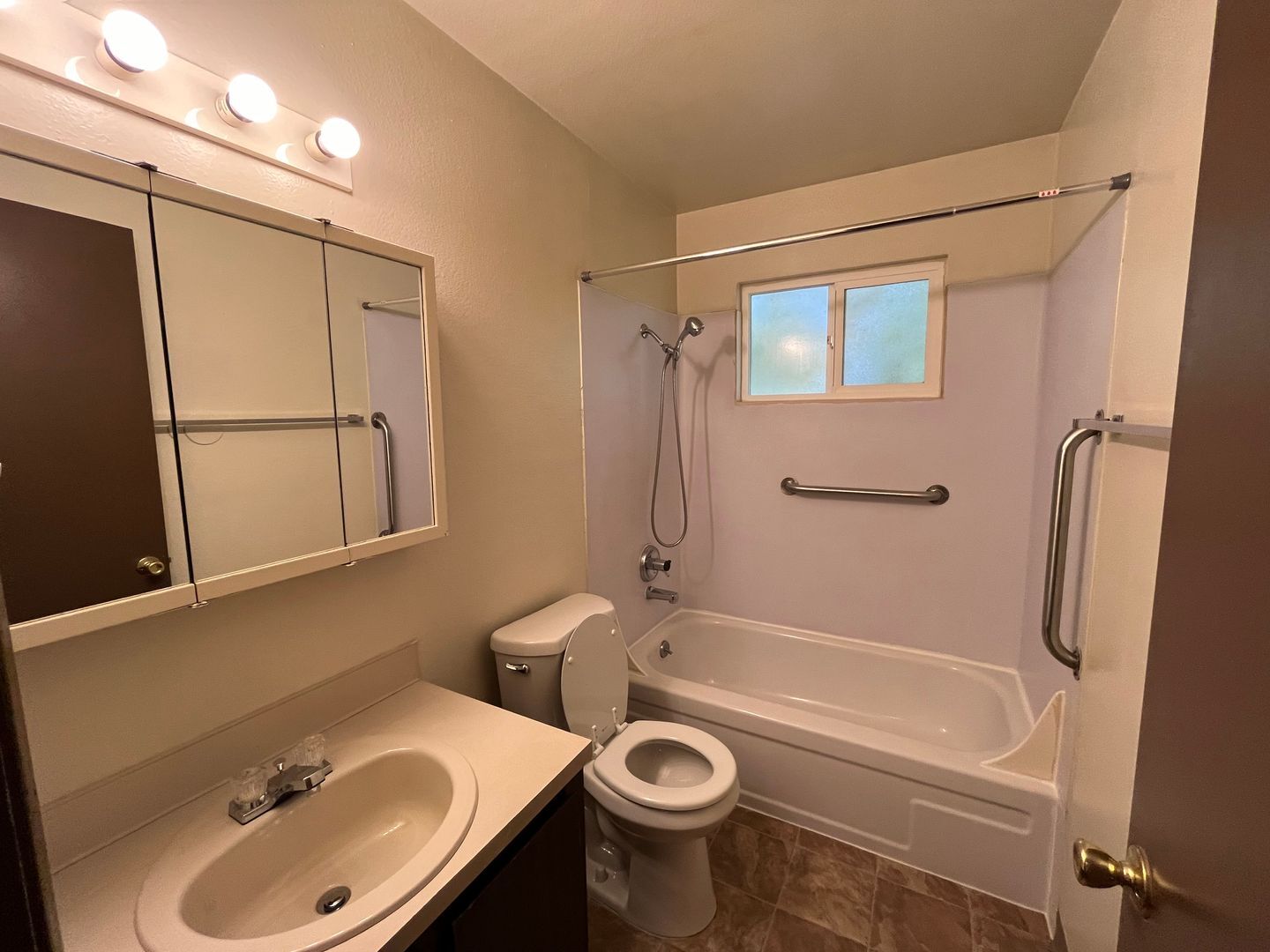 37950 HWY 26 - #16 - Sandy - Oregon - 2 bed, 1 bath rental property