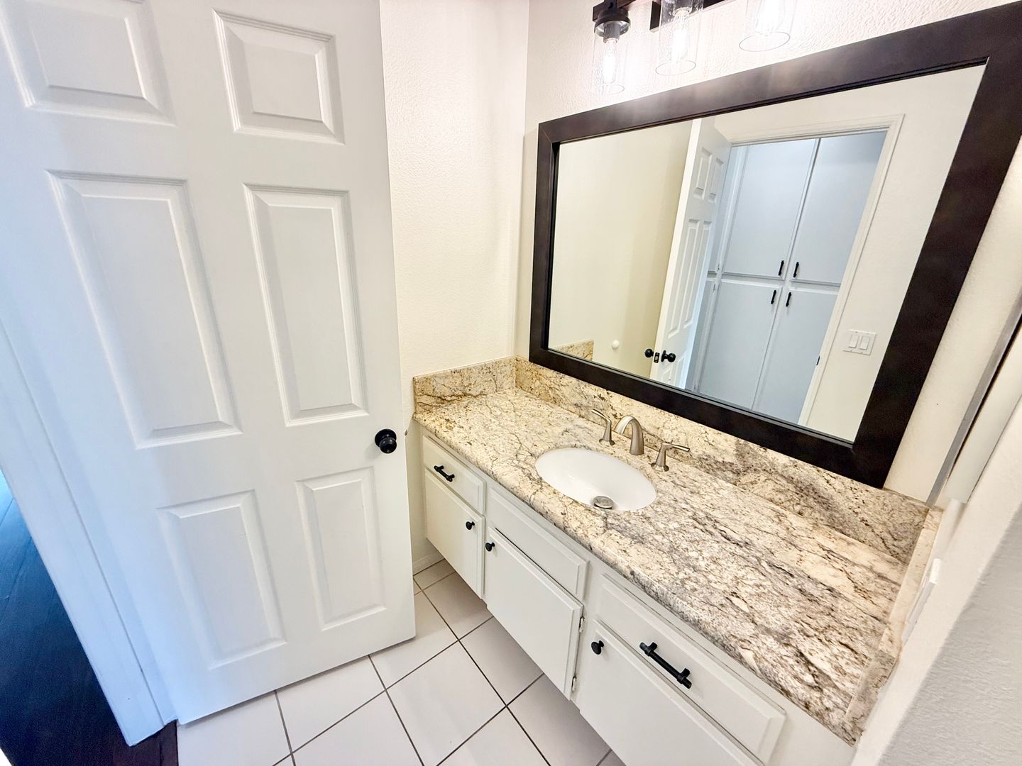 380 W Wilson B103  - Costa Mesa - California - 3 bed, 3 bath rental property