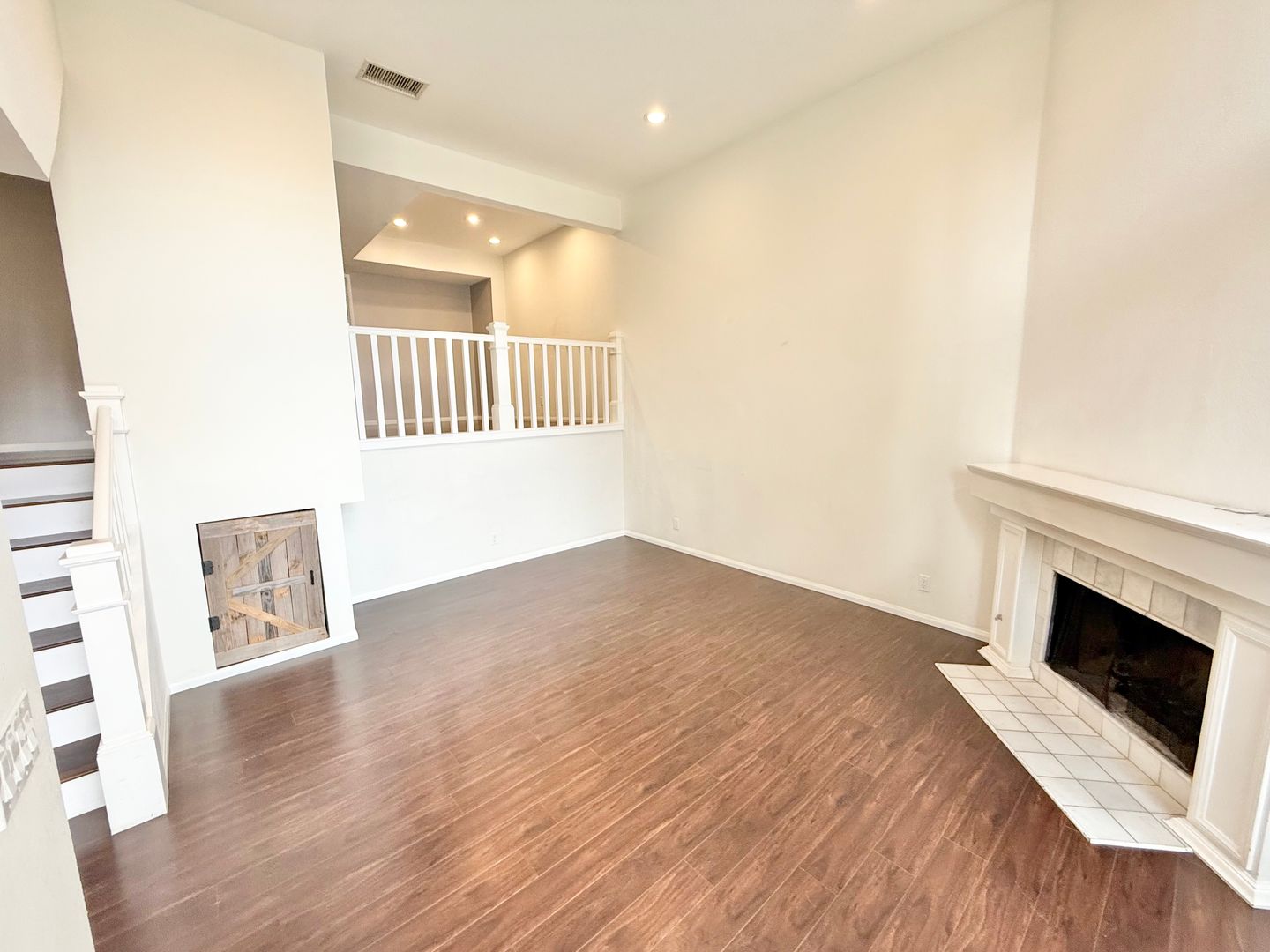 380 W Wilson B103  - Costa Mesa - California - 3 bed, 3 bath rental property