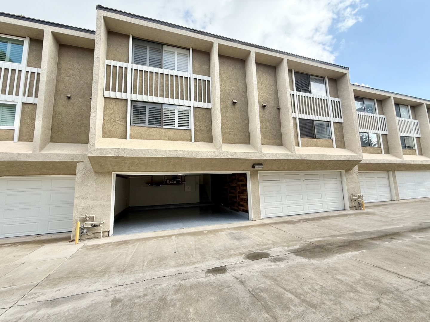 380 W Wilson B103  - Costa Mesa - California - 3 bed, 3 bath rental property