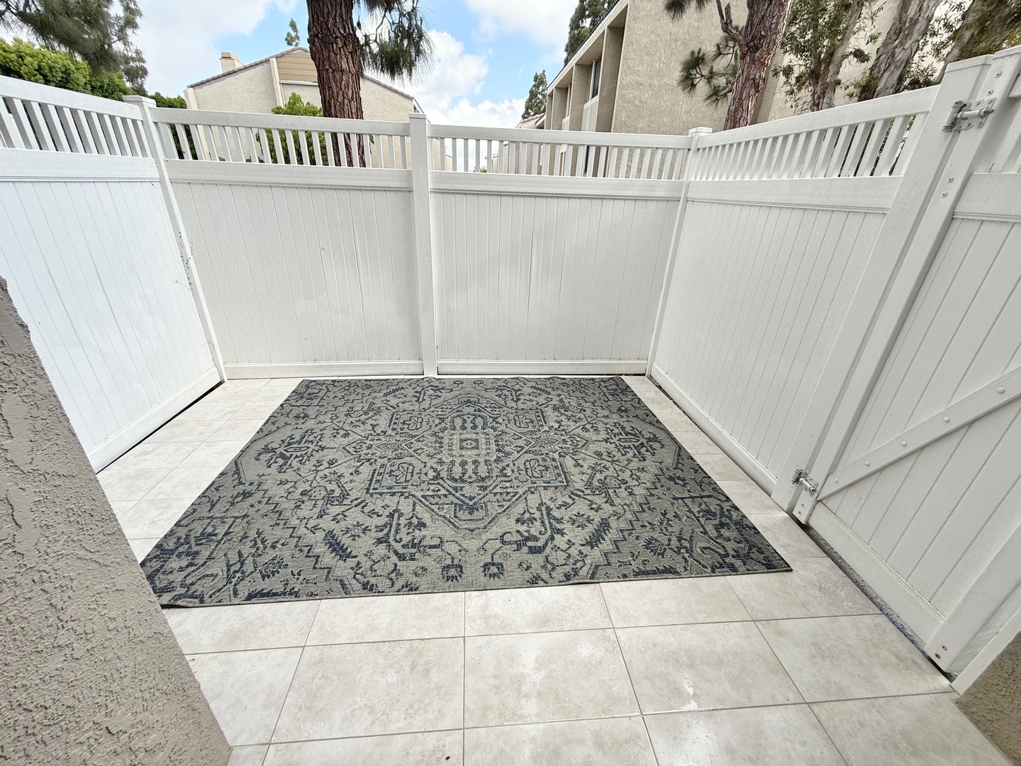 380 W Wilson B103  - Costa Mesa - California - 3 bed, 3 bath rental property
