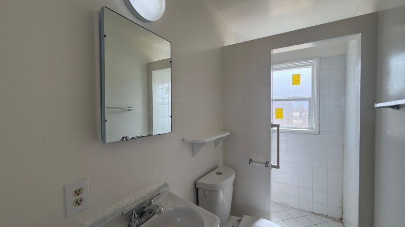 38717 6th St. East - Palmdale - California - 1 bath rental property