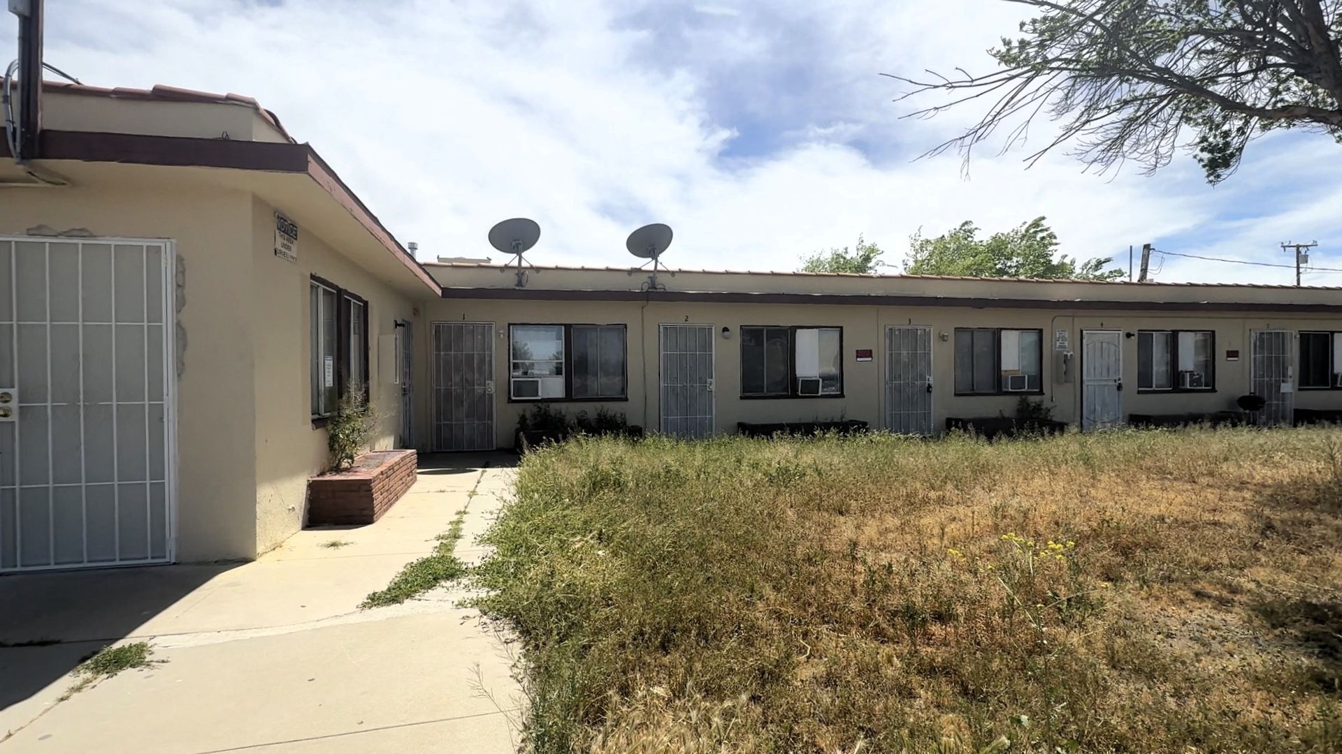 38717 6th St. East – Unit 4