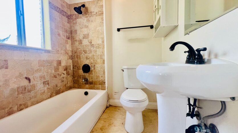 3965 Hamilton Street  - San Diego - California - 1 bed, 1 bath rental property