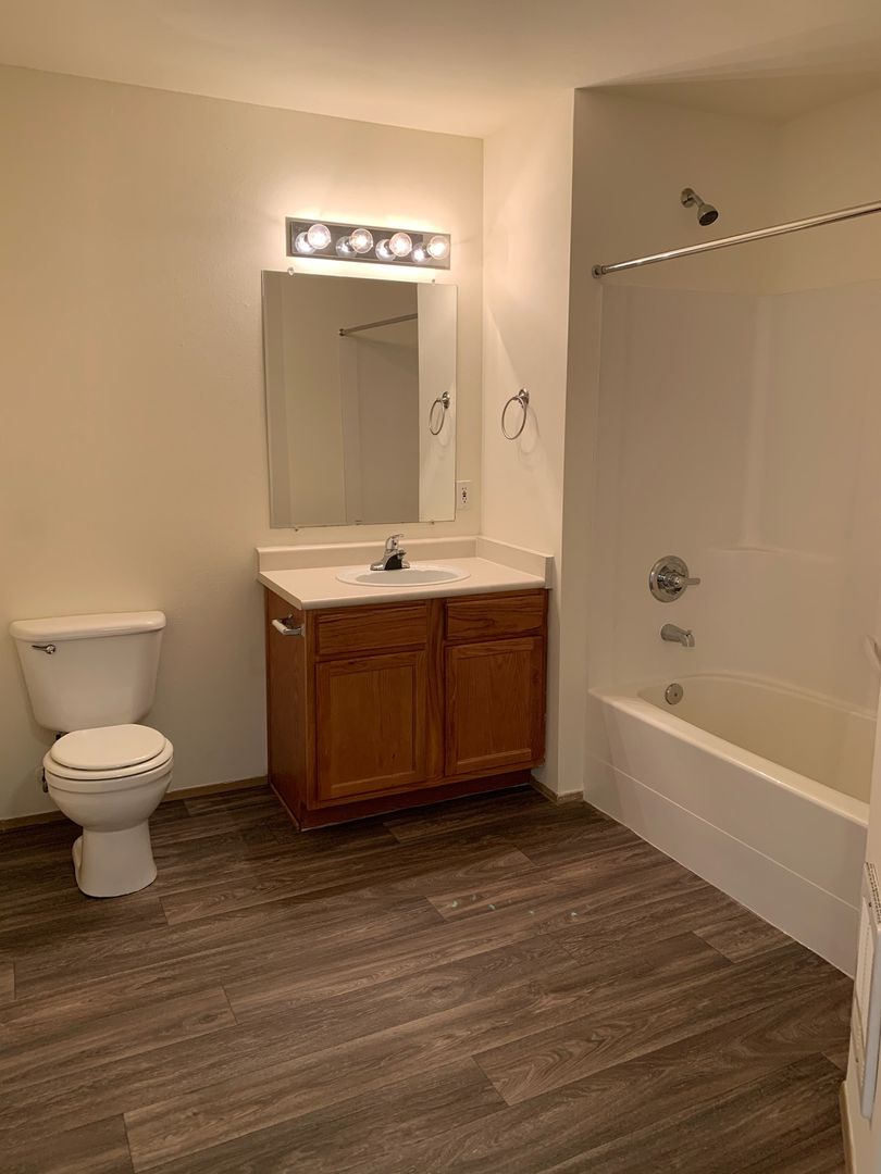 4018 Northwest Avenue - Bellingham - Washington - 2 bed, 1 bath rental property