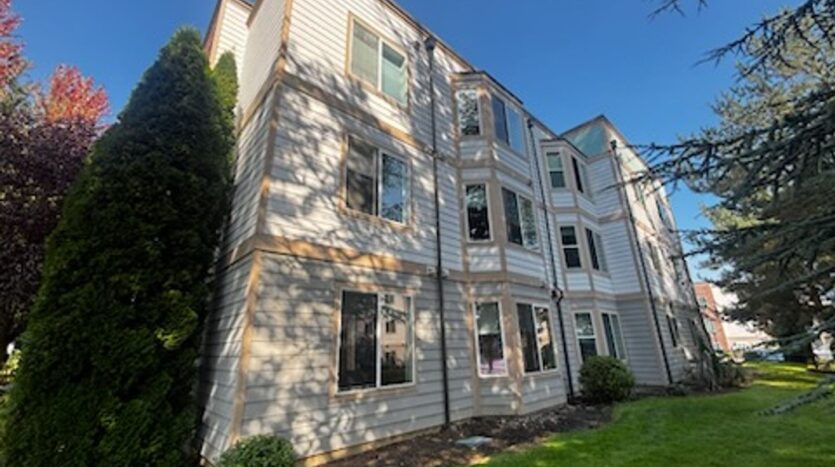 4018 Northwest Avenue - Bellingham - Washington - 1 bed, 1 bath rental property