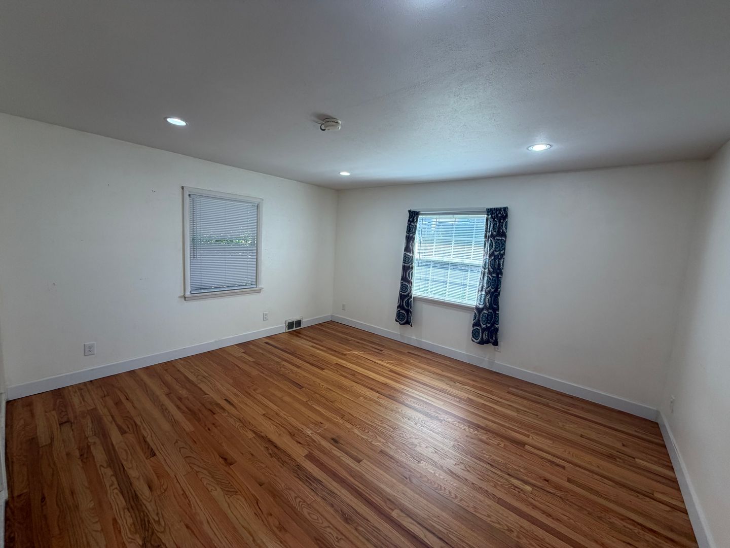 4102 N Verde St - Tacoma - Washington - 2 bed, 1.5 bath rental property