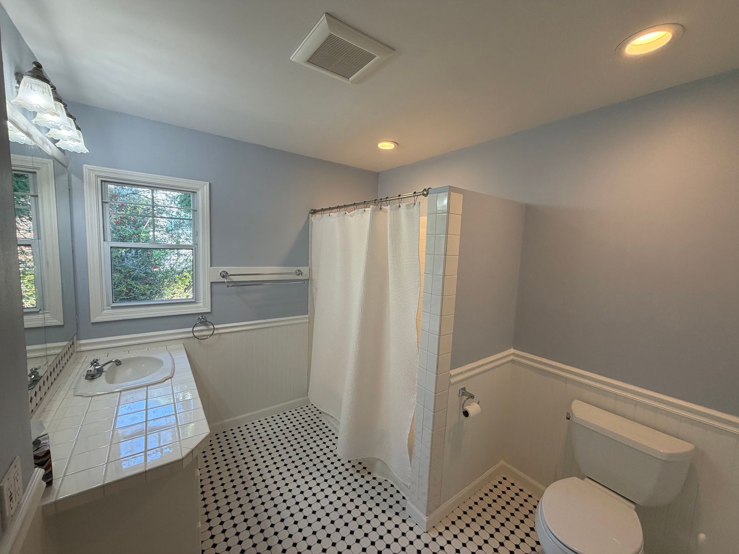 4102 N Verde St - Tacoma - Washington - 2 bed, 1.5 bath rental property