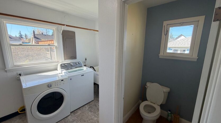 4102 N Verde St - Tacoma - Washington - 2 bed, 1.5 bath rental property