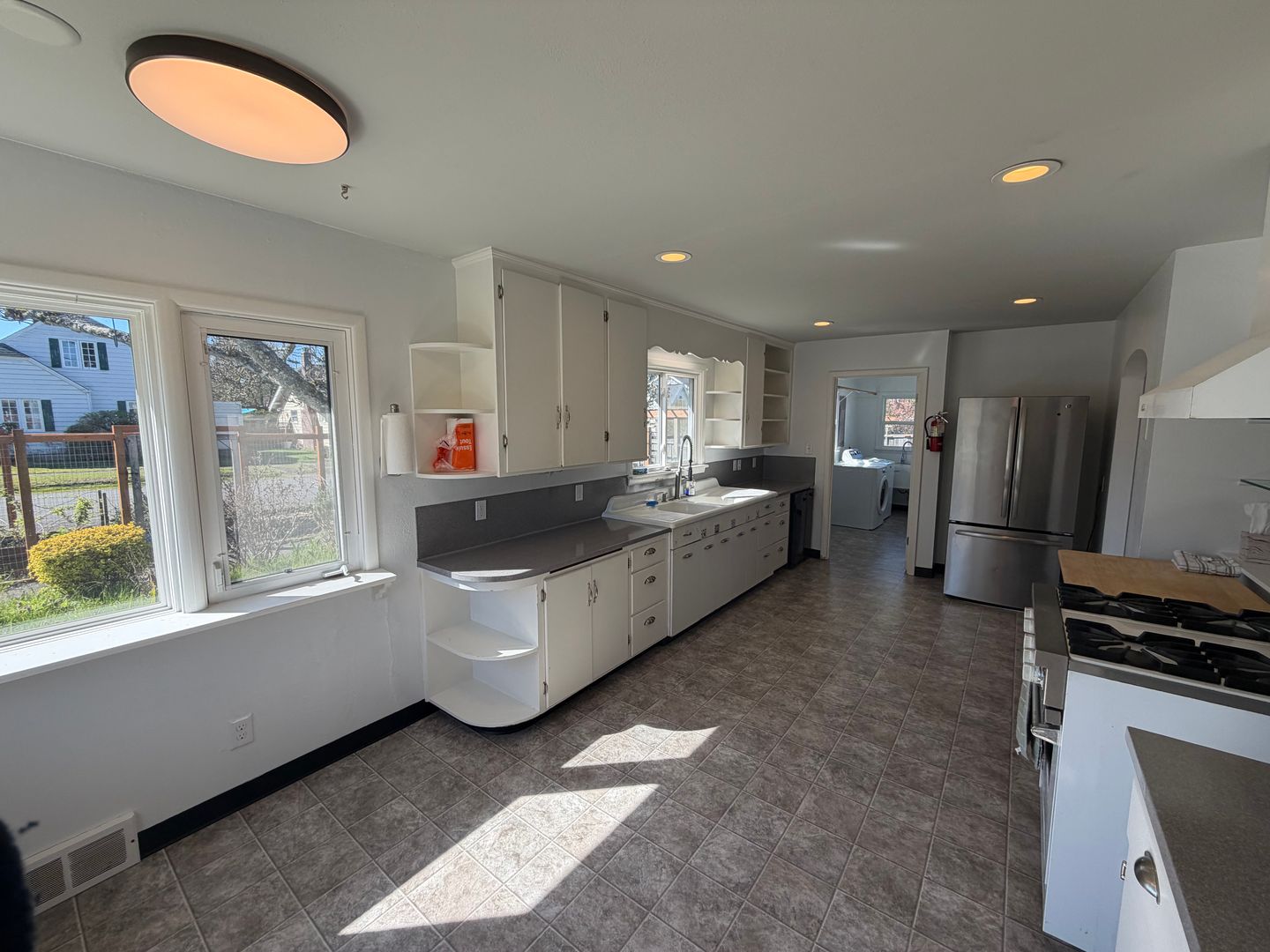 4102 N Verde St - Tacoma - Washington - 2 bed, 1.5 bath rental property