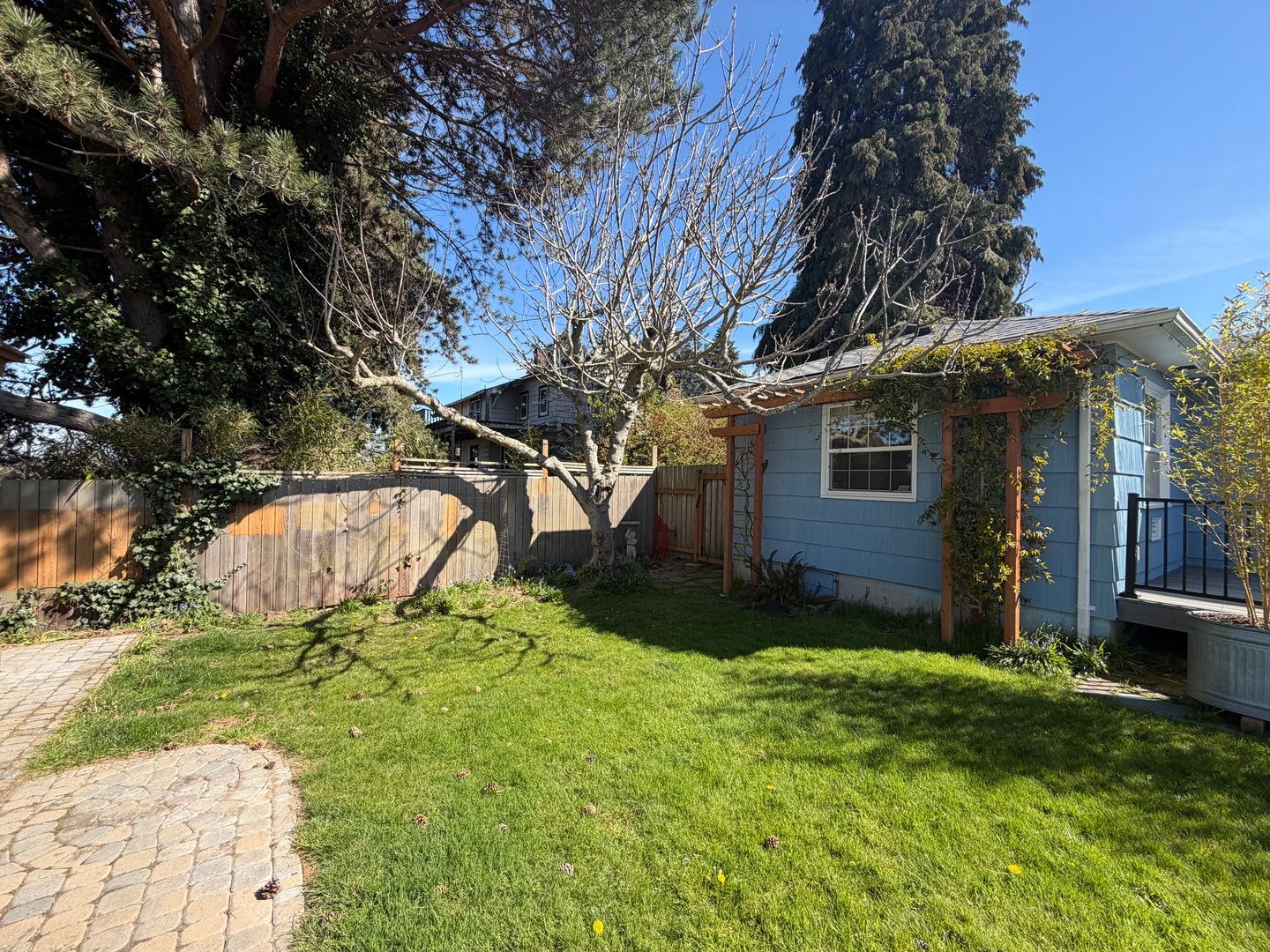 4102 N Verde St - Tacoma - Washington - 2 bed, 1.5 bath rental property
