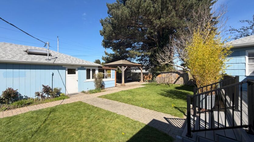 4102 N Verde St - Tacoma - Washington - 2 bed, 1.5 bath rental property