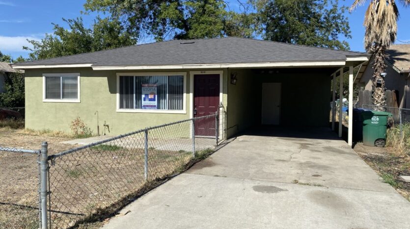412 Alameda Ave - Chowchilla - California - 2 bed, 1 bath rental property