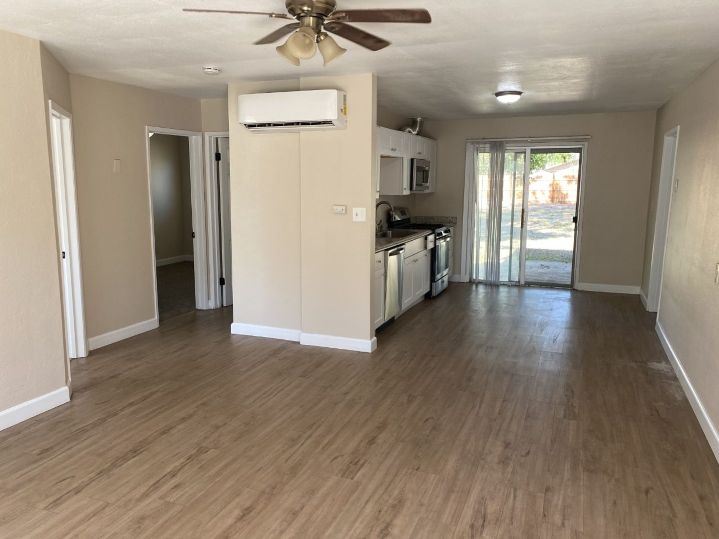 412 Alameda Ave - Chowchilla - California - 2 bed, 1 bath rental property