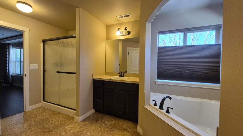 4231 NE 157th Ct - Vancouver - Washington - 3 bed, 2.5 bath rental property