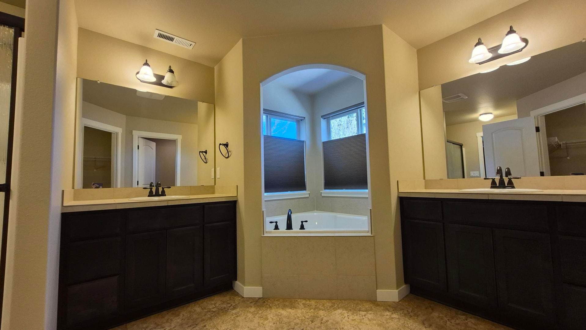 4231 NE 157th Ct - Vancouver - Washington - 3 bed, 2.5 bath rental property