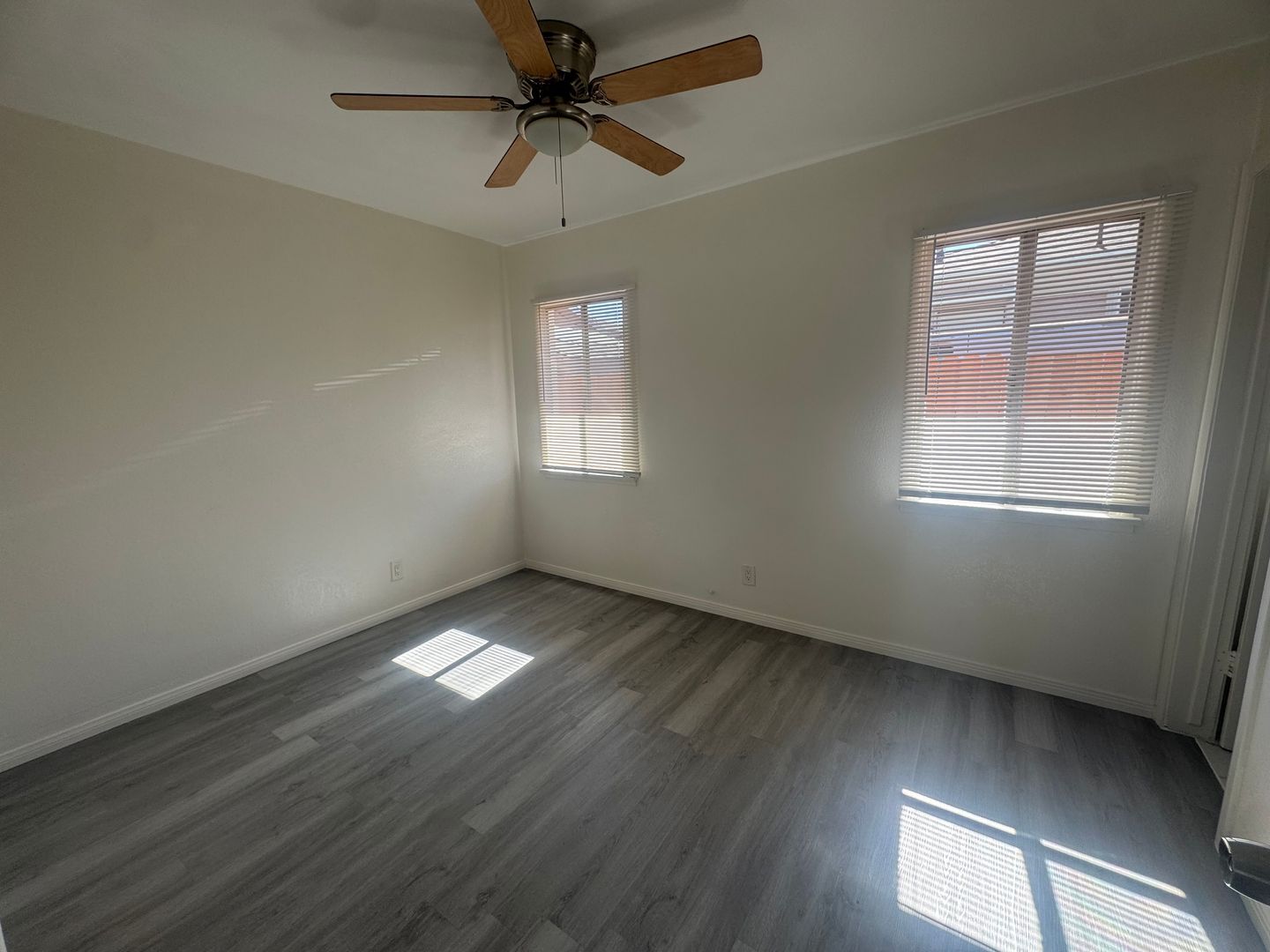 434 - 442 E Lincoln Street - Carson - California - 1 bed, 1 bath rental property