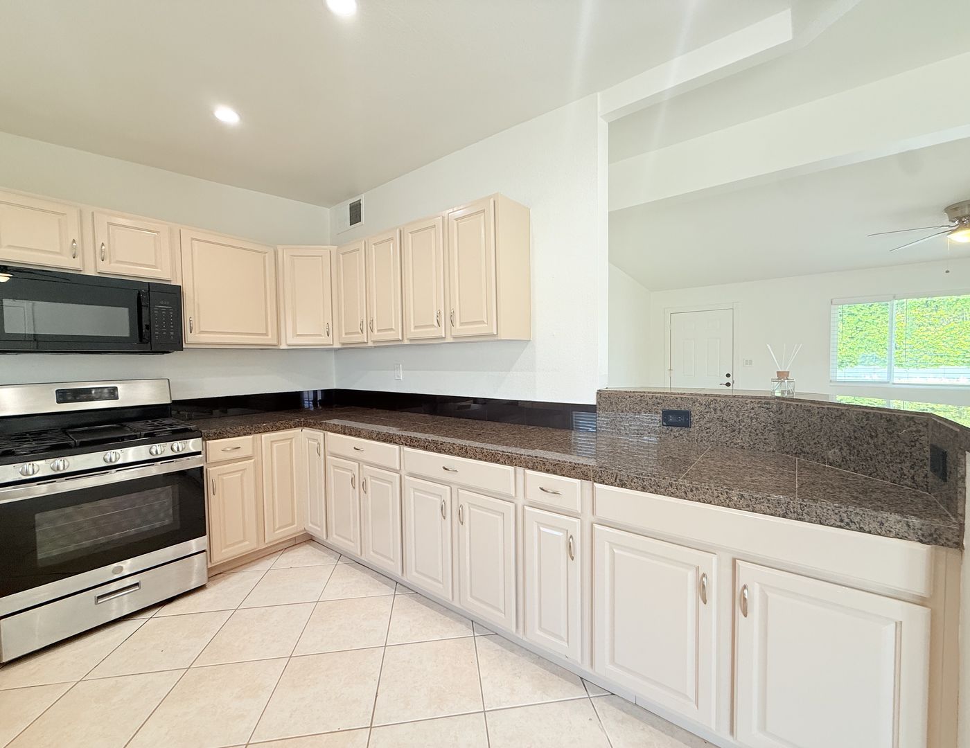 44458 San Juan Avenue - Palm Desert - California - 3 bed, 2 bath rental property