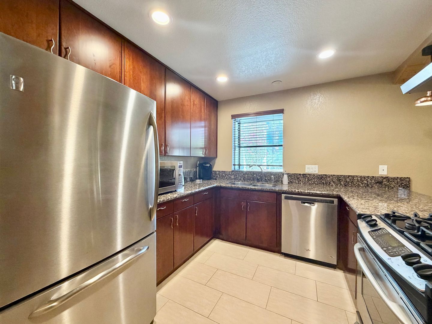 45550 Ocotillo Dr Unit D - Palm Desert - California - 2 bed, 2 bath rental property