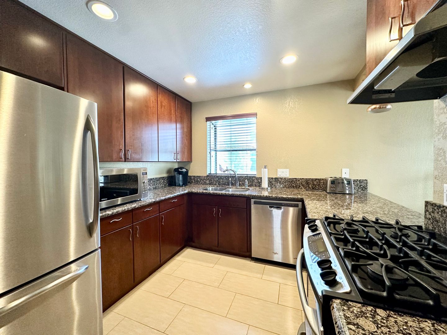 45550 Ocotillo Dr Unit D - Palm Desert - California - 2 bed, 2 bath rental property