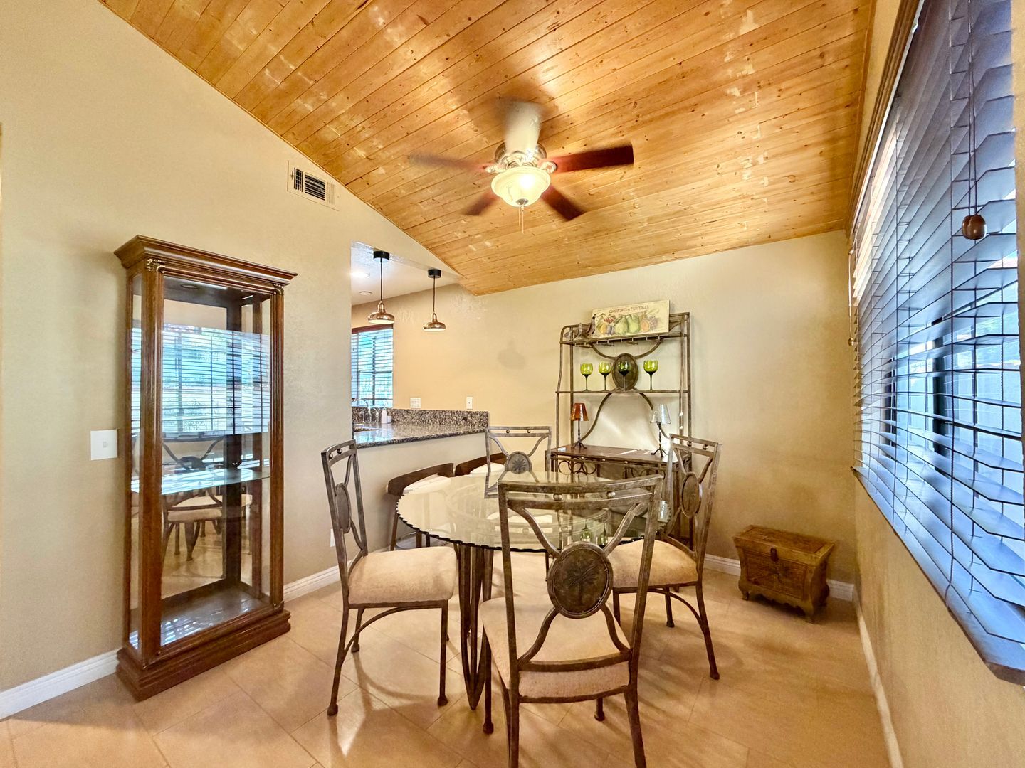 45550 Ocotillo Dr Unit D - Palm Desert - California - 2 bed, 2 bath rental property