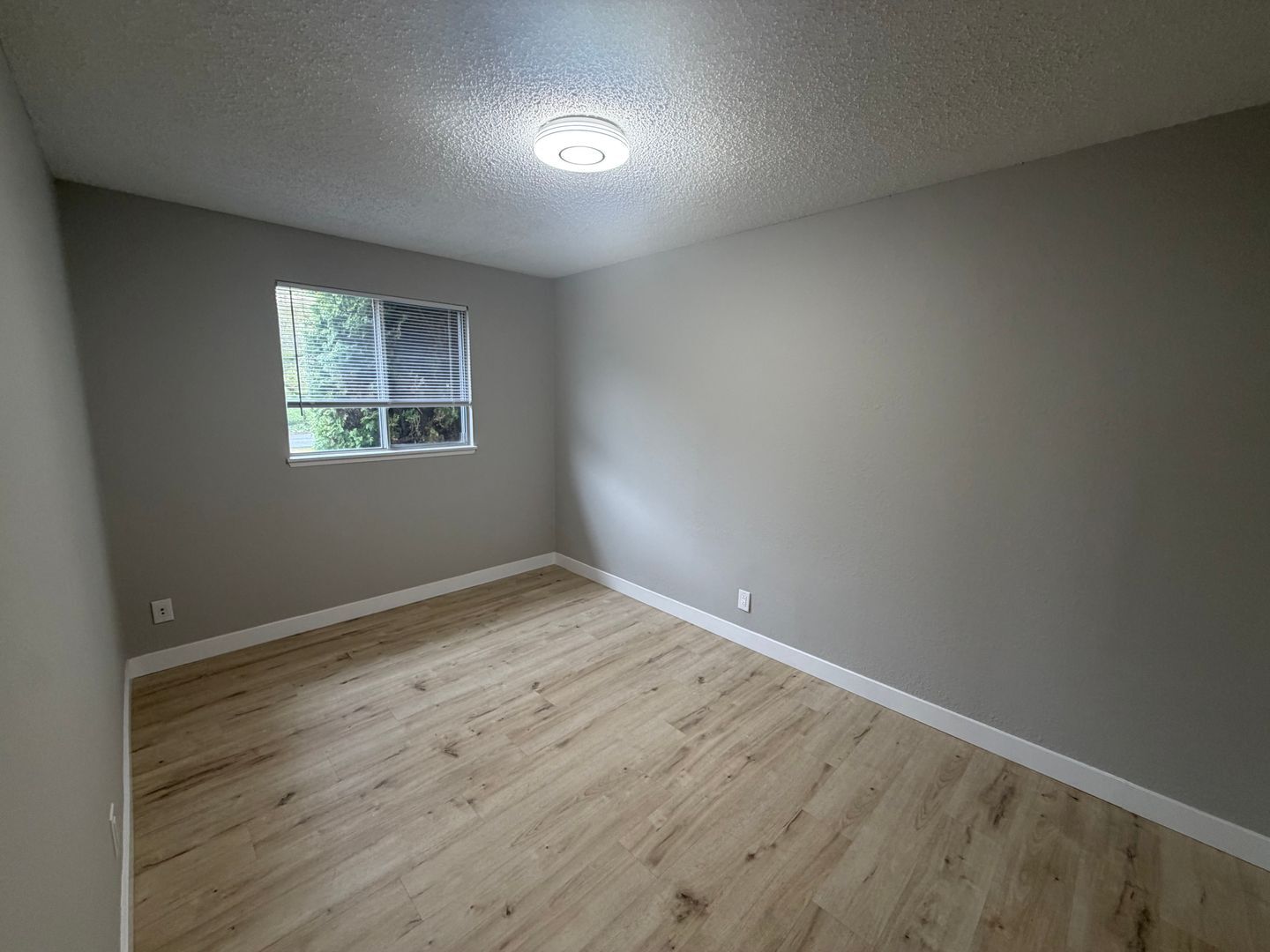 4700 124th St Ct SW - Lakewood - Washington - 3 bed, 1 bath rental property