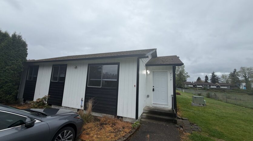 4700 124th St Ct SW - Lakewood - Washington - 3 bed, 1 bath rental property