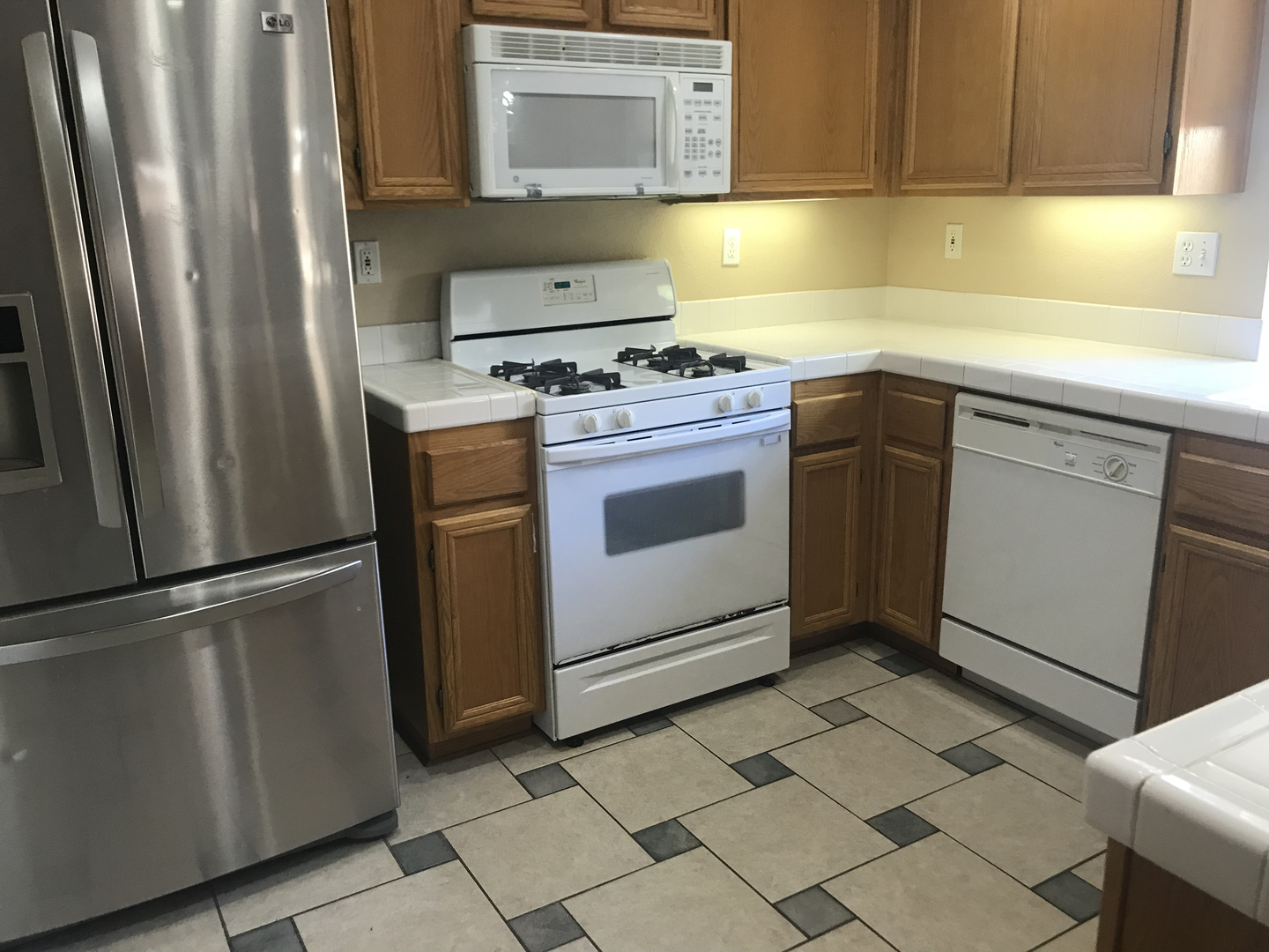 4724 Ventana Way - Oceanside - California - 3 bed, 2.5 bath rental property