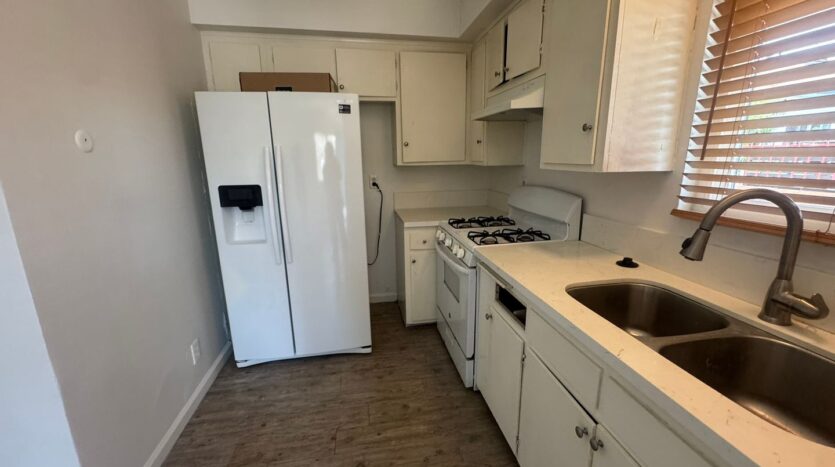 4730 W 118th Street - Hawthorne - California - 2 bed, 1 bath rental property