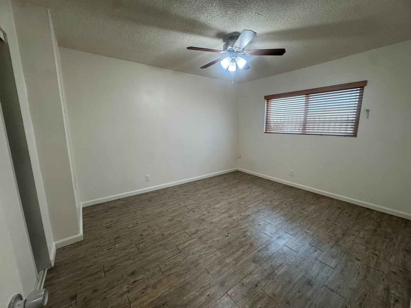 4730 W 118th Street - Hawthorne - California - 2 bed, 1 bath rental property