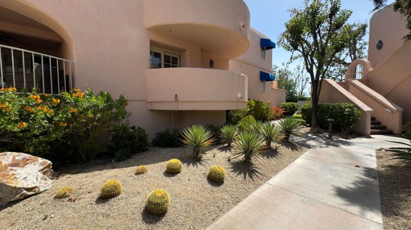 500 East Amado Rd Unit 510 - Palm Springs - California - 1 bed, 2 bath rental property