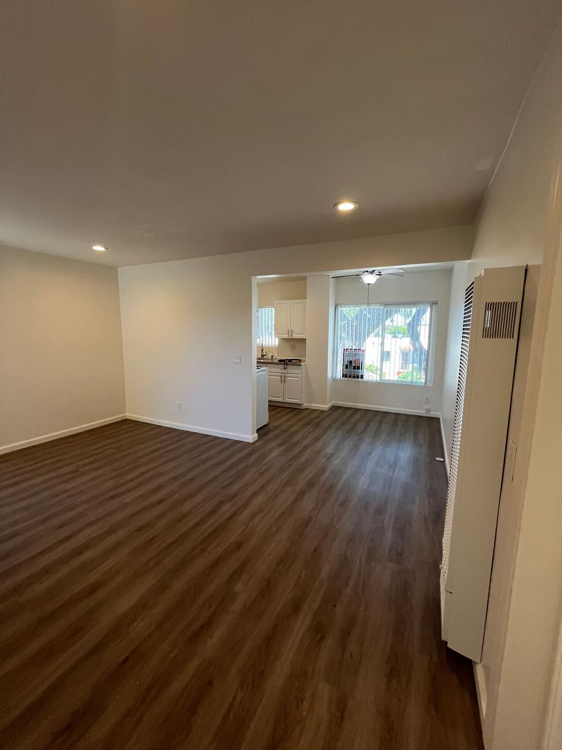 520 N Freeman St - Oceanside - California - 1 bed, 1 bath rental property