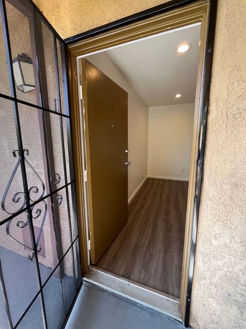 520 N Freeman St - Oceanside - California - 1 bed, 1 bath rental property