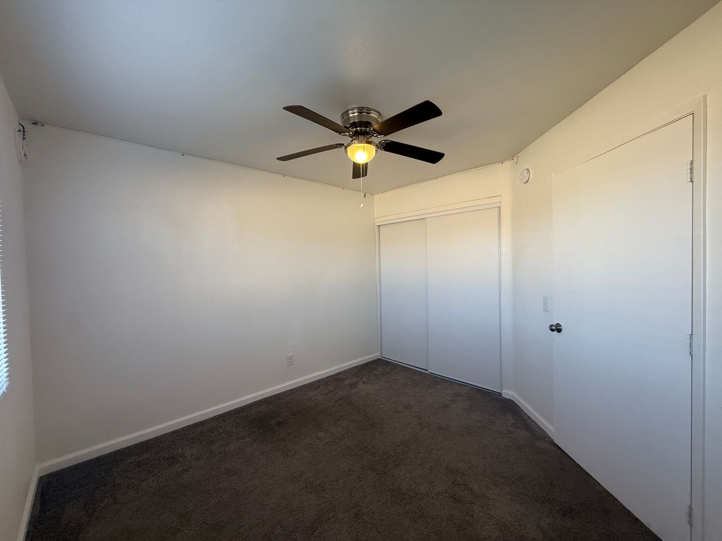 524 E. Ave Q12 - Unit 4 - Palmdale - California - 2 bed, 1 bath rental property