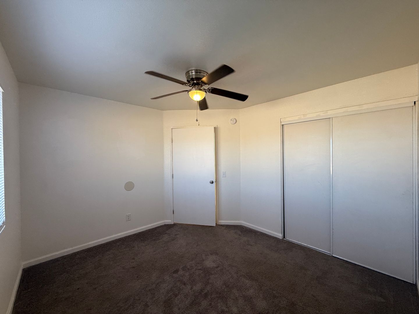 524 E. Ave Q12 - Unit 4 - Palmdale - California - 2 bed, 1 bath rental property