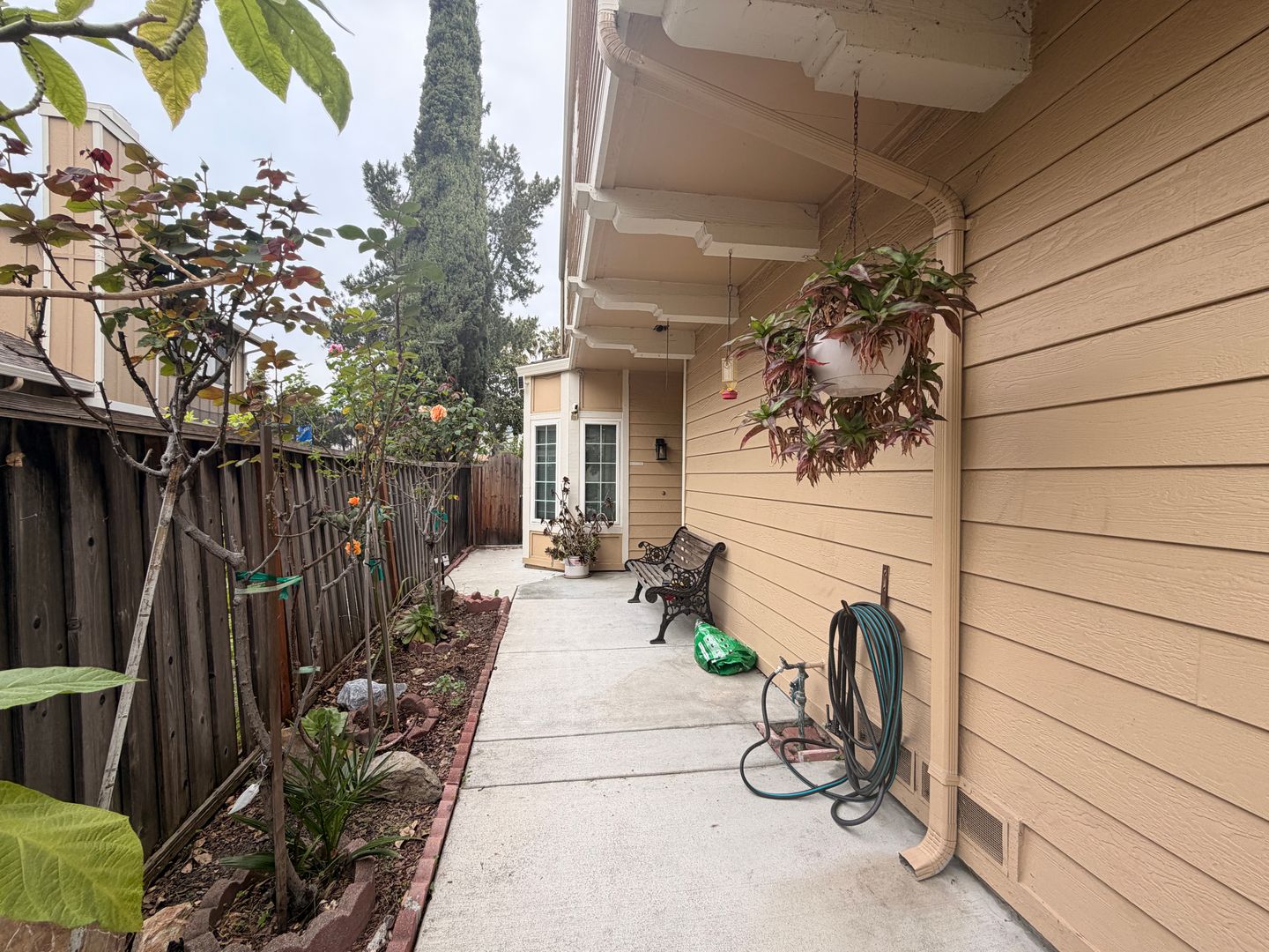 528 Folsom Circle - Milpitas - California - 4 bed, 2.5 bath rental property