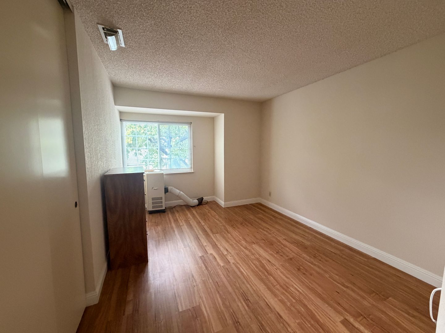 528 Folsom Circle - Milpitas - California - 4 bed, 2.5 bath rental property