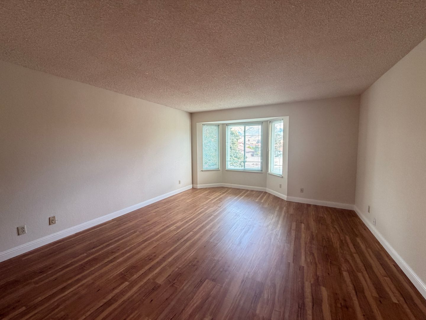 528 Folsom Circle - Milpitas - California - 4 bed, 2.5 bath rental property