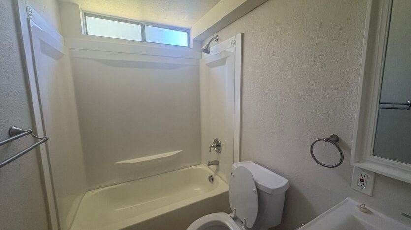 535 N Harbor Blvd  - West Sacramento - California - 1 bed, 1 bath rental property