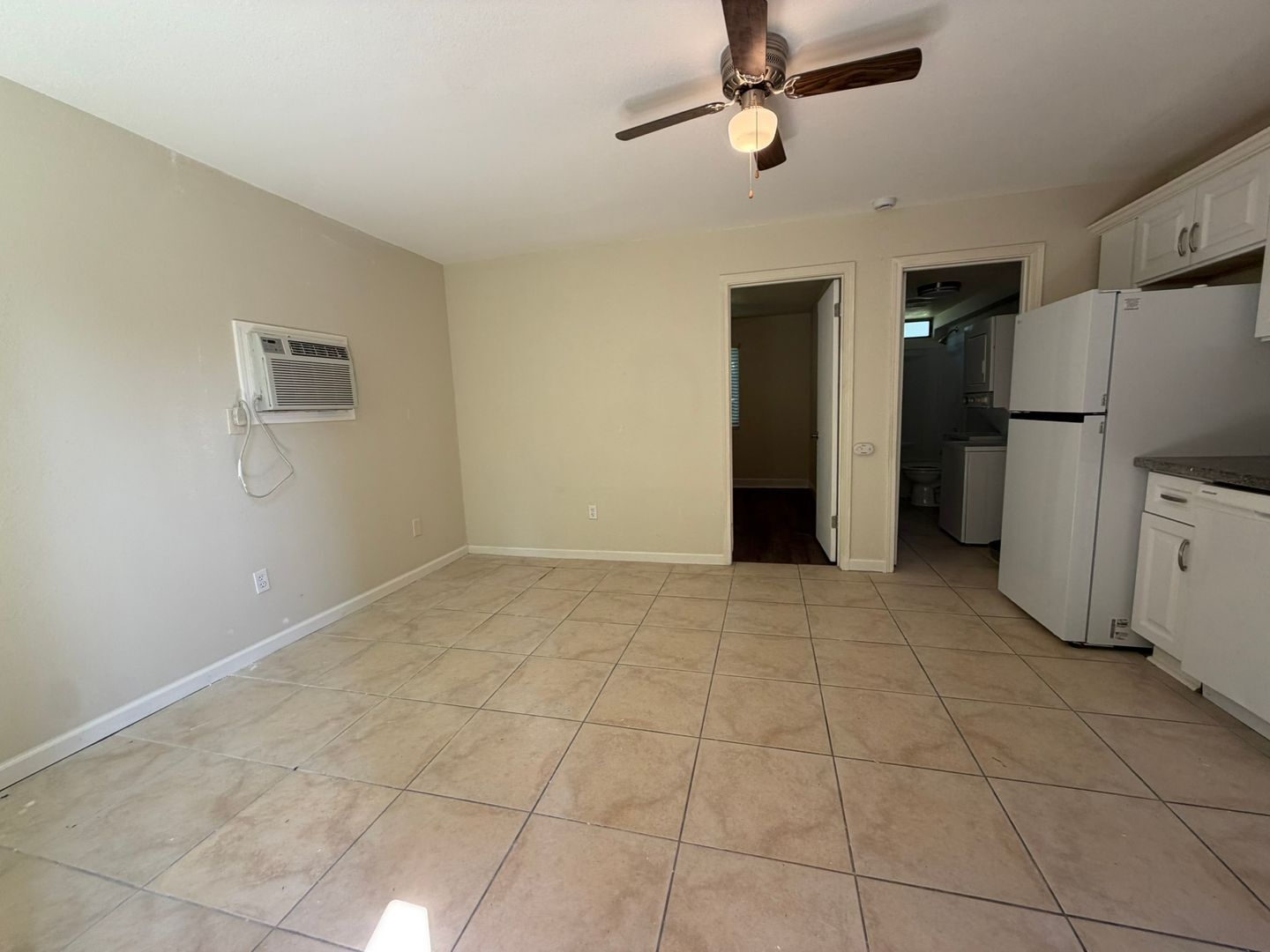 535 N Harbor Blvd  - West Sacramento - California - 1 bed, 1 bath rental property
