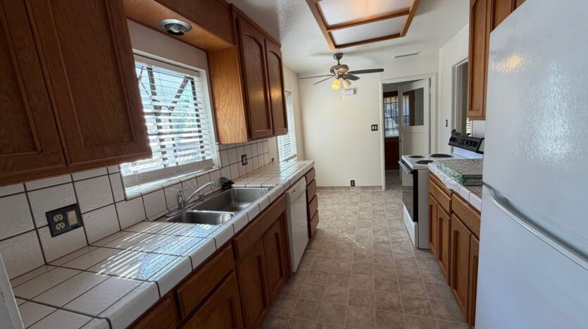 5500 38th ave  - Sacramento - California - 3 bed, 1 bath rental property