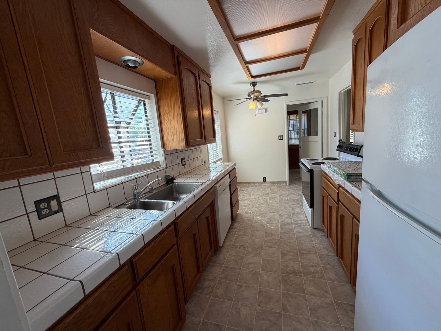 5500 38th ave  - Sacramento - California - 3 bed, 1 bath rental property