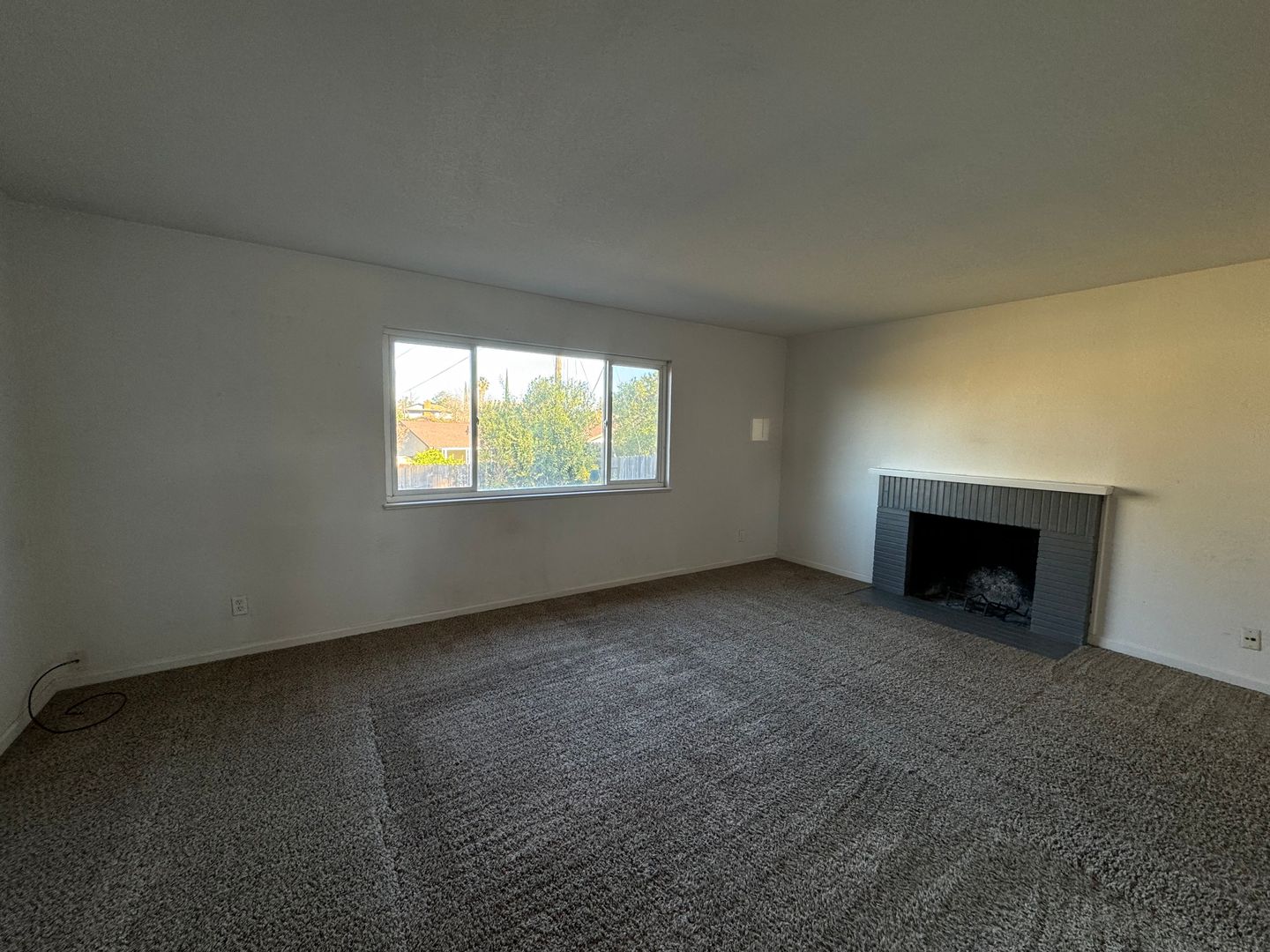 6049 Cherrelyn Way - Carmichael - California - 3 bed, 2 bath rental property