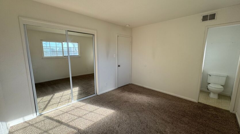 6049 Cherrelyn Way - Carmichael - California - 3 bed, 2 bath rental property